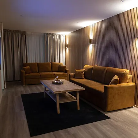 Royal Roi Apartment