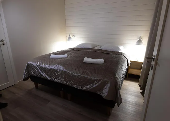 Royal Roi 아파트 *